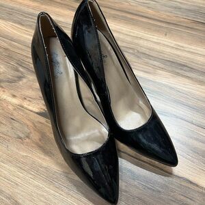 Qupid black heels 7.5